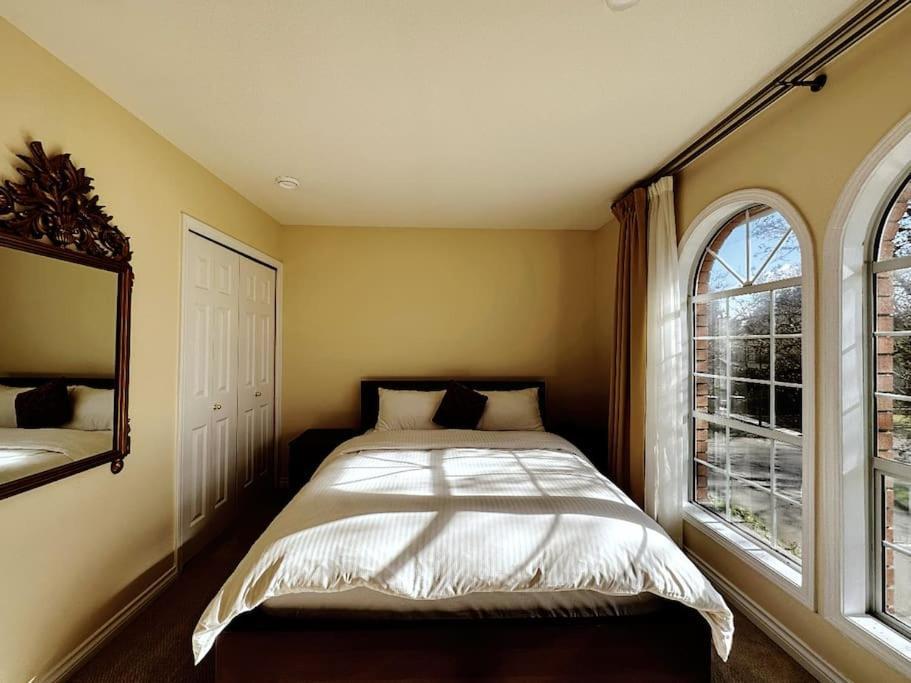Super Cosy 8Bed & 6Bath In Vancouver Heart Near To Airport And Downtown Экстерьер фото